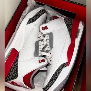 Jordan 3 fire red (2022) size 9 Men's White and Red Sneakers